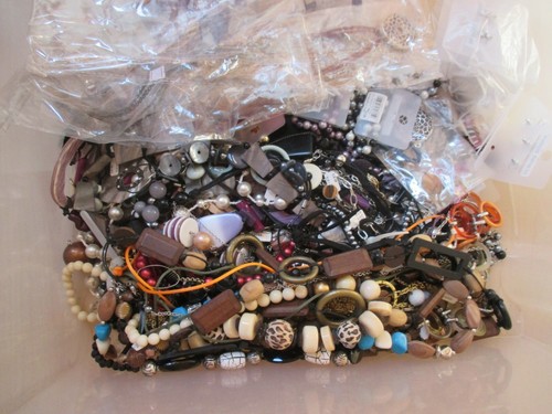 Restposten modeschmuck - restposten, 1